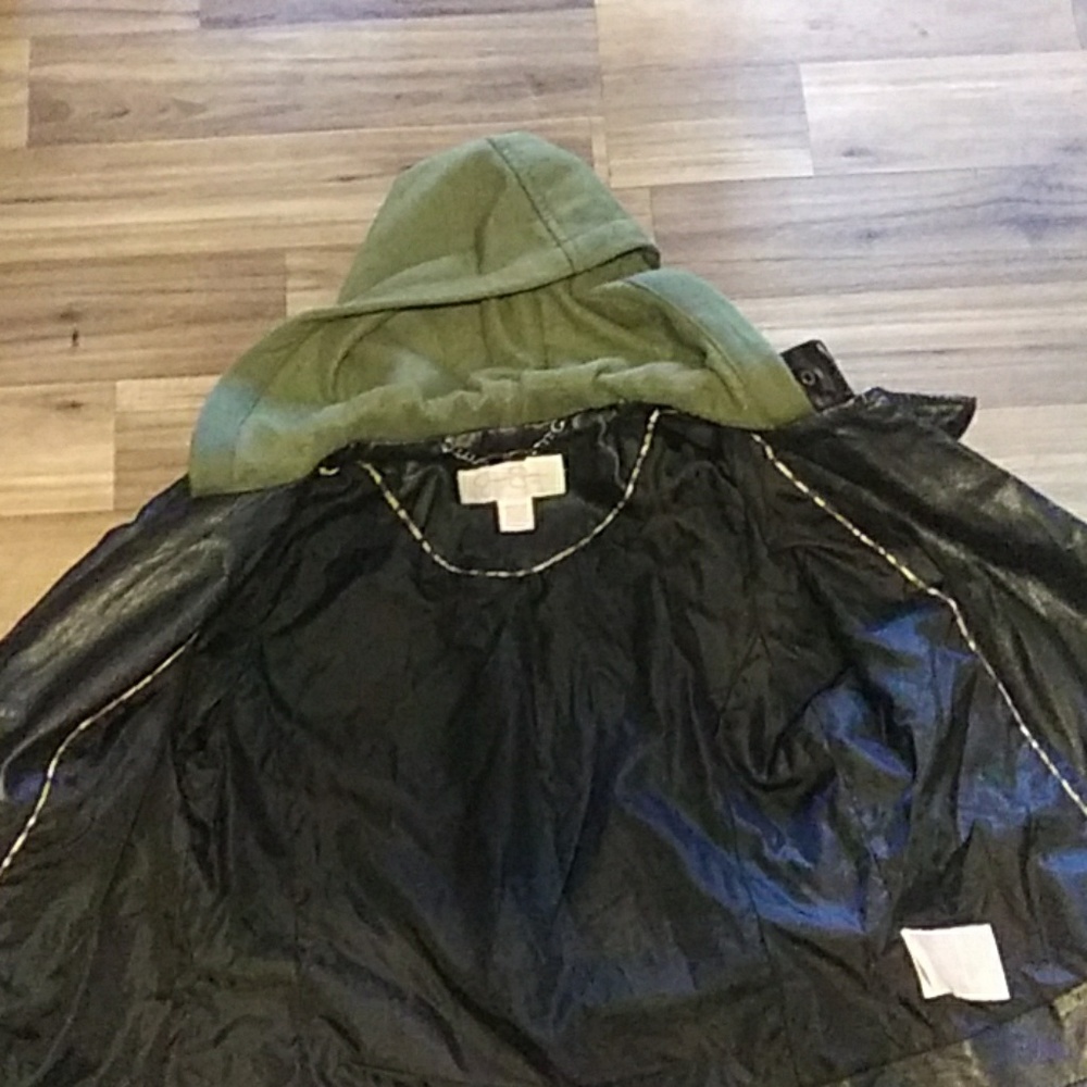 Jacket - Picture 3 of 4